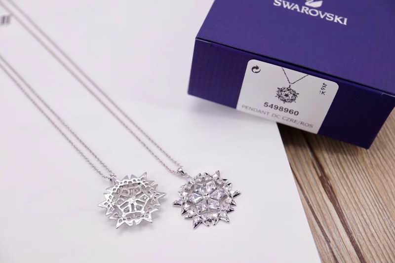 Swarovski Necklace 03yxh85